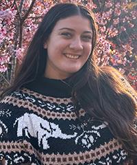 https://hbpublic.blob.core.windows.net/associatephotos/emily.slade.jpg Profile Image